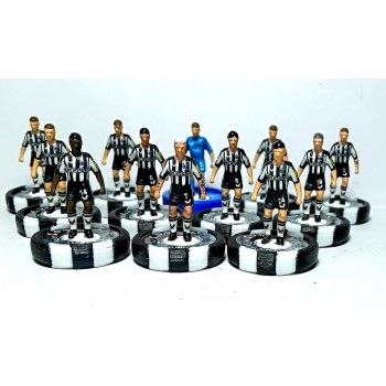 Subbuteo Andrew Table Soccer Newcastle United 2023-24 on Special painted edition WSB Professional bases